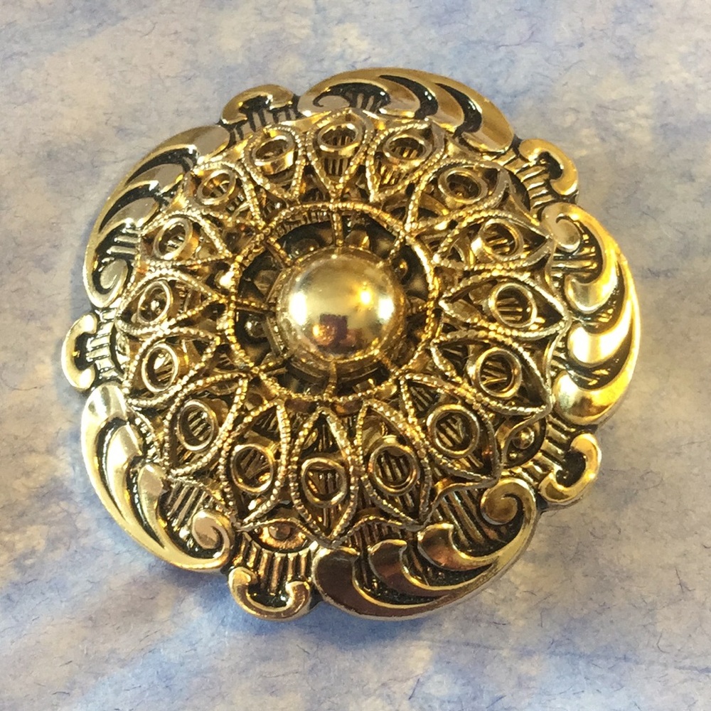 Vintage West Germany filigree scarf clip